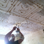 Монтаж потолка из пластиковых панелей